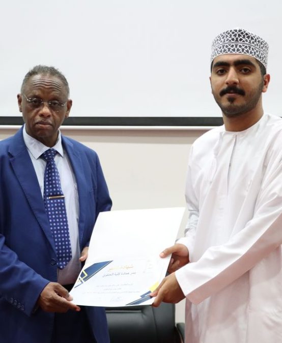 Meeting of the Dean of the College of Law with new students and honoring distinguished students