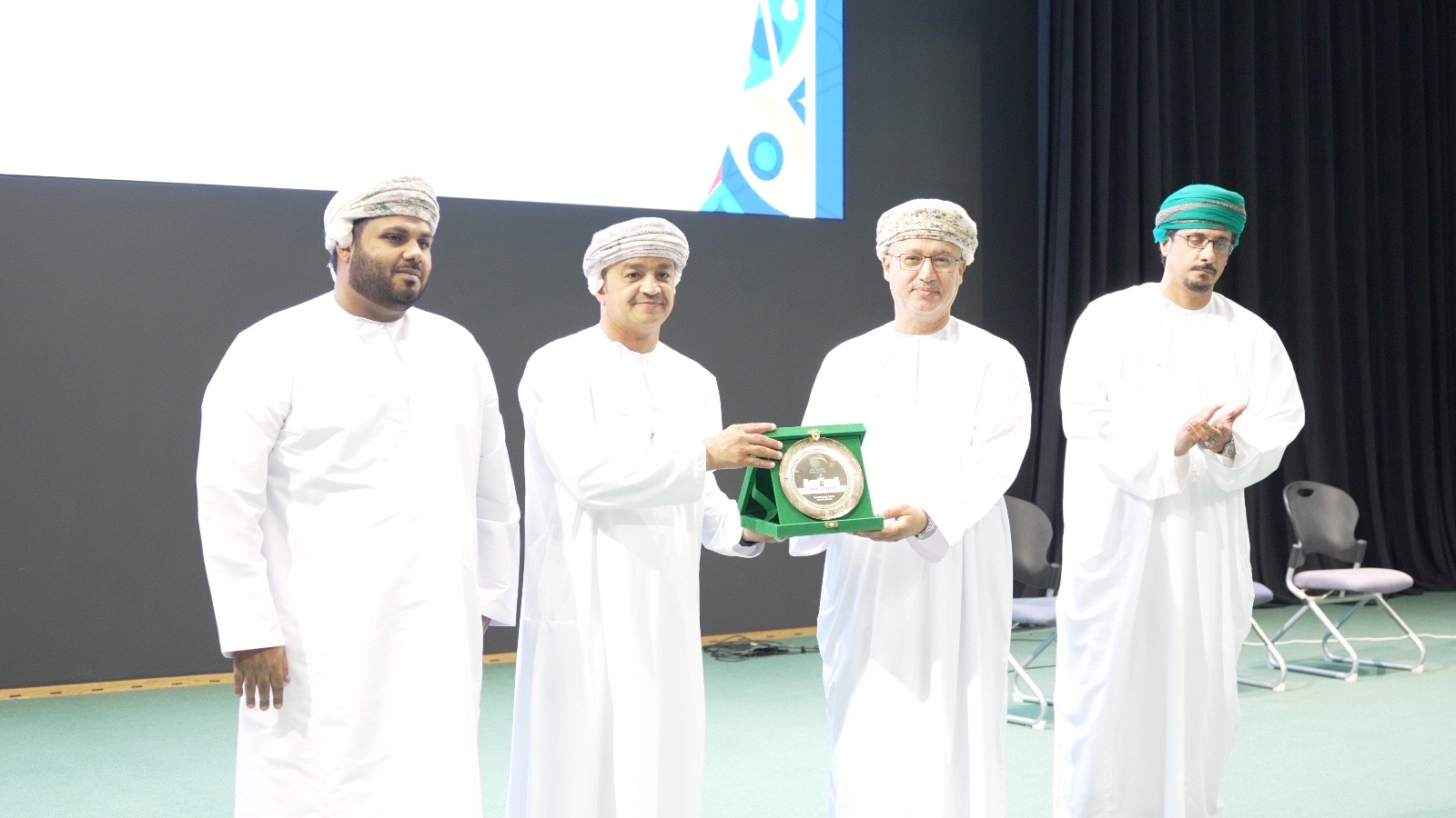 Dhofar University Cultural Week Features Student’s Talents and Projects