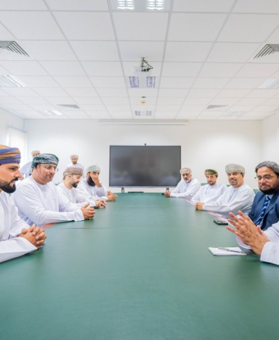 Dhofar University ‘s Vice Chancellor Receives CEO of Ooredoo Oman